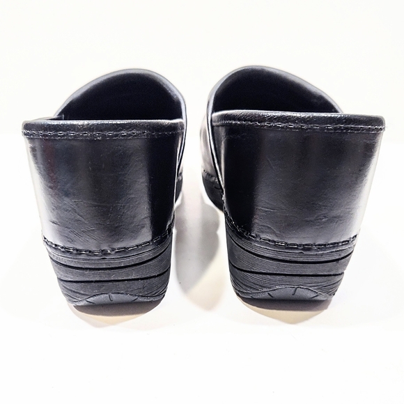 Dansko XP 2.0 Professional Clogs Black Leather Women's 37 EU 6½-7 US Slip Resist - Picture 5 of 10
